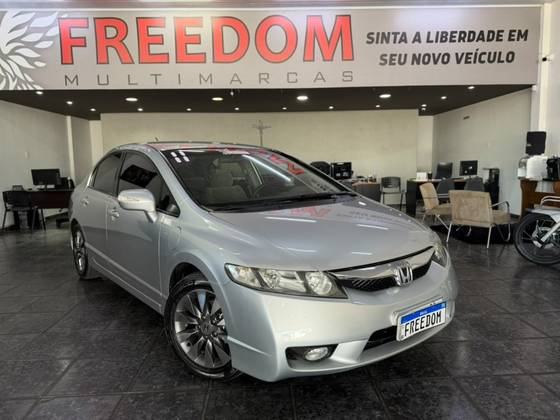 HONDA CIVIC 1.8 LXL 16V FLEX 4P MANUAL HONDA CIVIC 1.8 LXL 16V FLEX 4P MANUAL